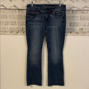 American Eagle Outfitters Women’s Dark Blue Kick Boot Jeans 8 Short